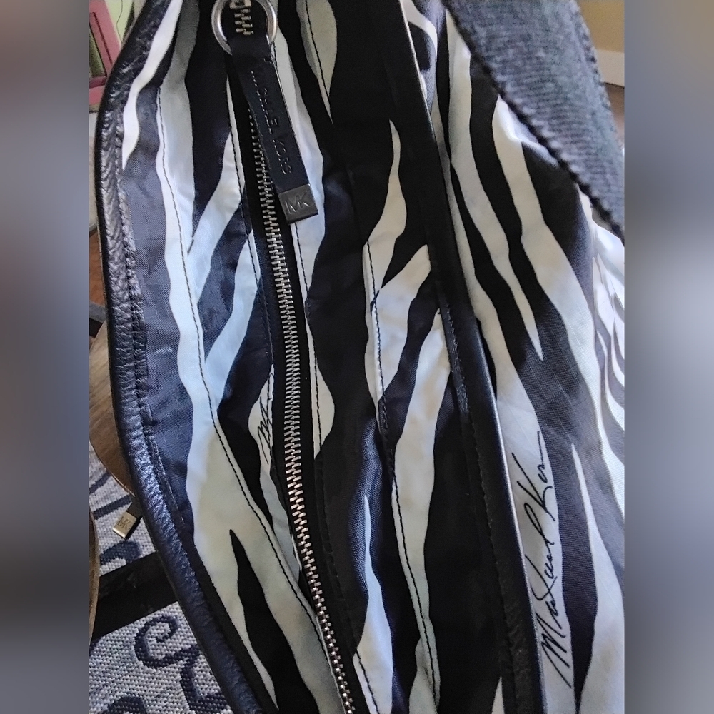 Michael Kors Black and White Zebra Shoulder Bag - Picture 5 of 8